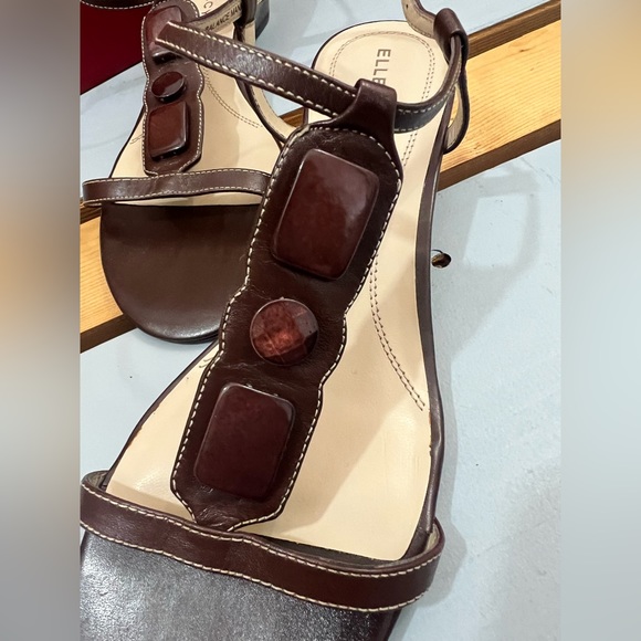 NIB VTG Ellen Tracy 'Janelle' Sandal in Chocolate Size 9 - Picture 8 of 11